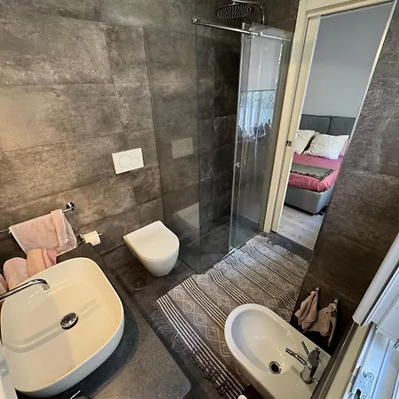 Dolce House - 10min To Vatican Apartment
